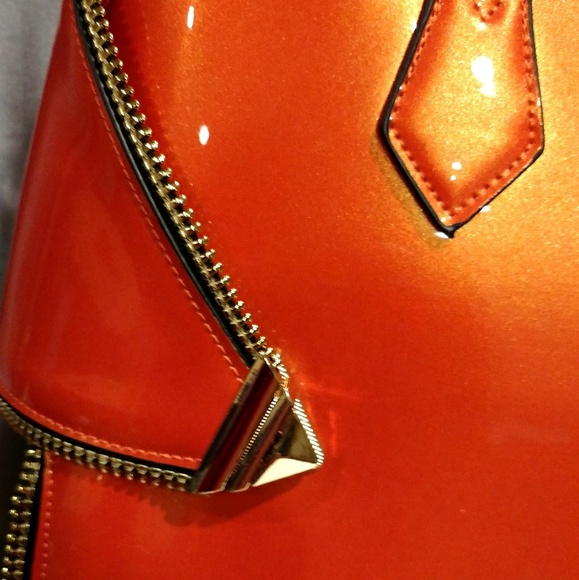 Handbag 💥SOLD💥🆕🛍️NWT! SOLD💥 - Picture 3 of 6